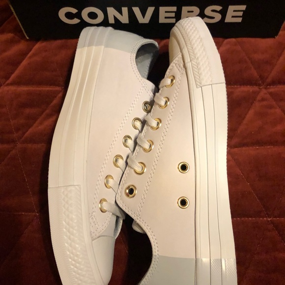 Converse CTAS OX Pure Platinum Leather Unisex - Picture 2 of 5